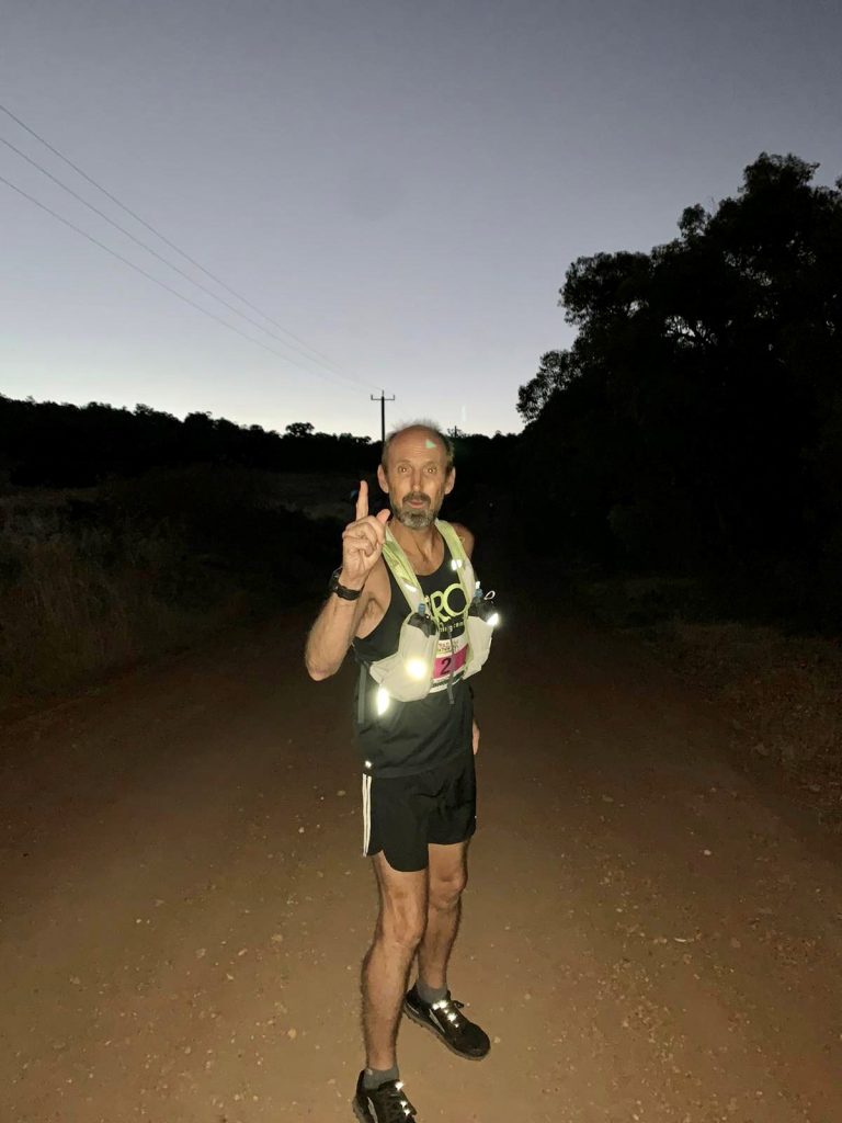 6 inch race report, warning contains images of trail runners ! runbkrun